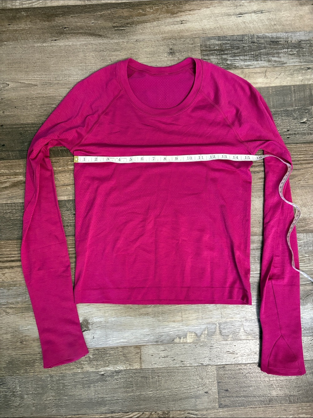 lululemon athletica Fuchsia Long-Sleeve Top for every day use! Size 8